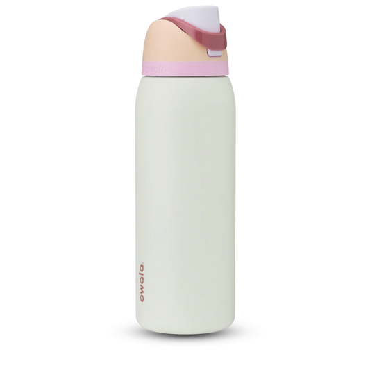 Owala FreeSip – Moon Milk
